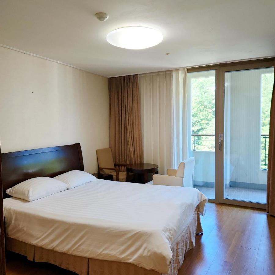 Jeongseon Mayhills Resort Extérieur photo