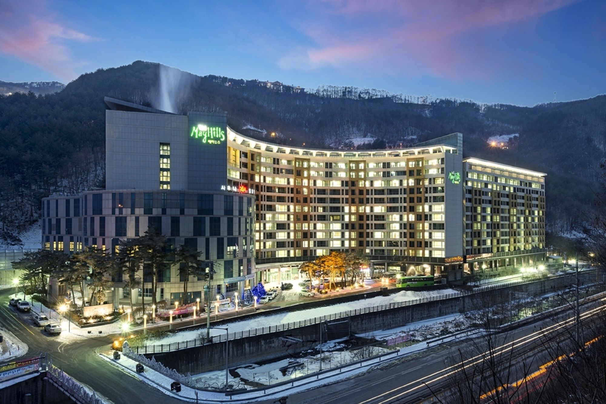 Jeongseon Mayhills Resort Extérieur photo